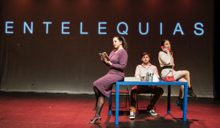 Entelequias a obra protagonizada por Darío Autrán, Nerea Brey e Sabela Hermida estará no teatro Jofre de Ferrol en Novembro.
